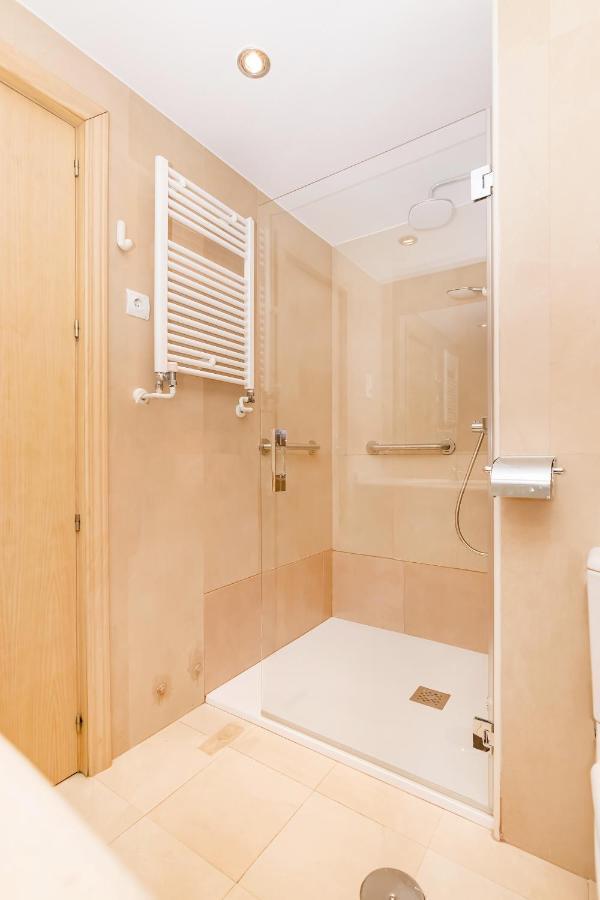 Appartement Bhost - Paseo De La Malagueta à Málaga Extérieur photo