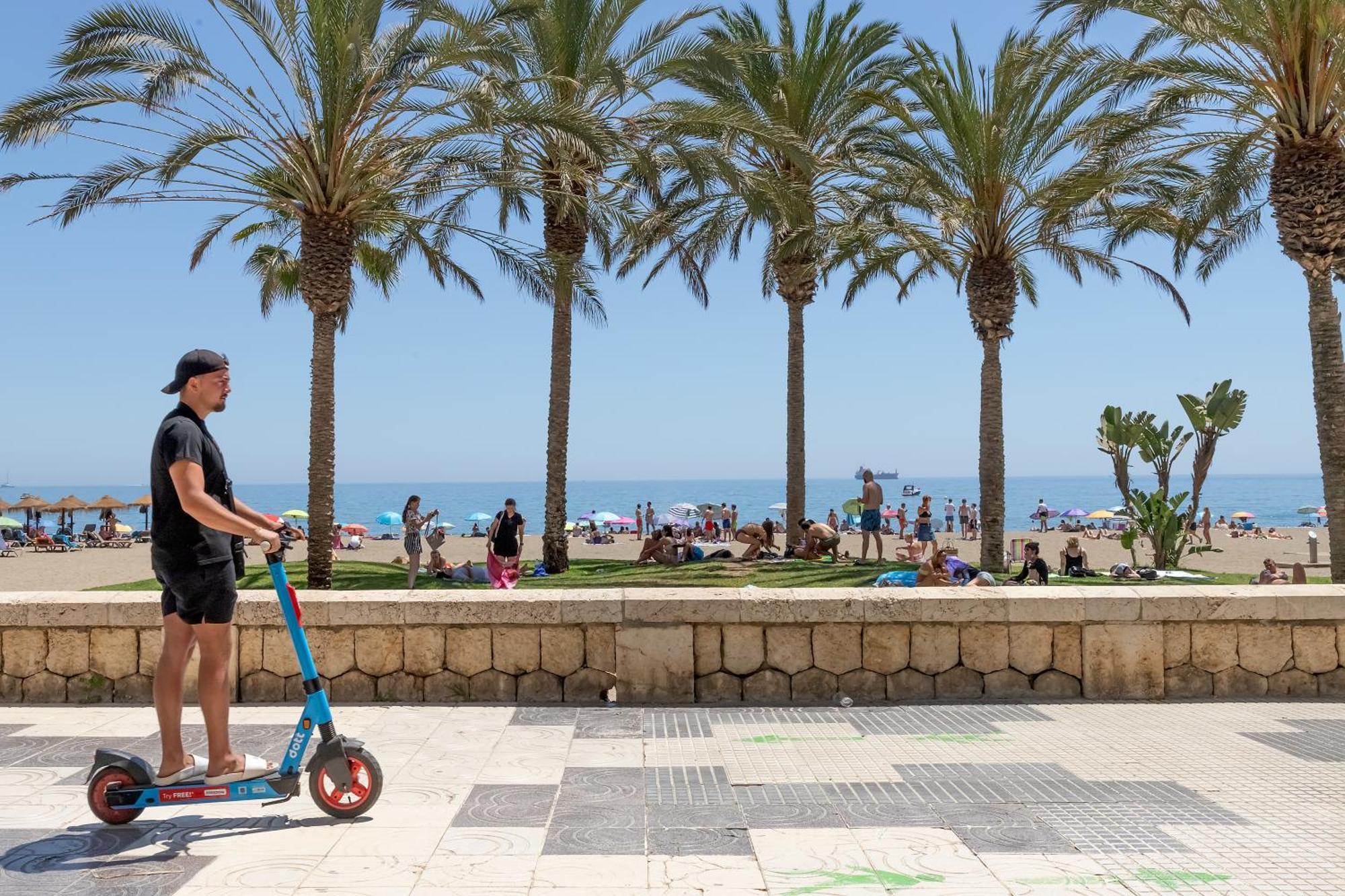 Appartement Bhost - Paseo De La Malagueta à Málaga Extérieur photo