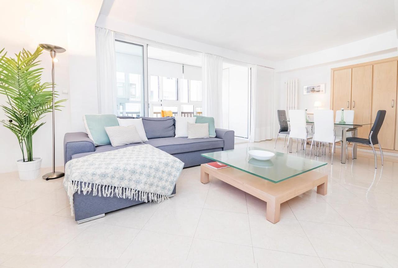 Appartement Bhost - Paseo De La Malagueta à Málaga Extérieur photo
