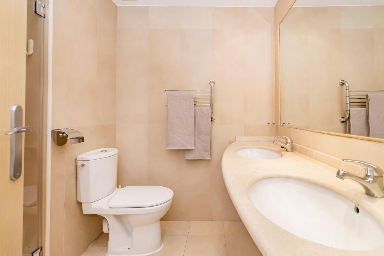 Appartement Bhost - Paseo De La Malagueta à Málaga Extérieur photo